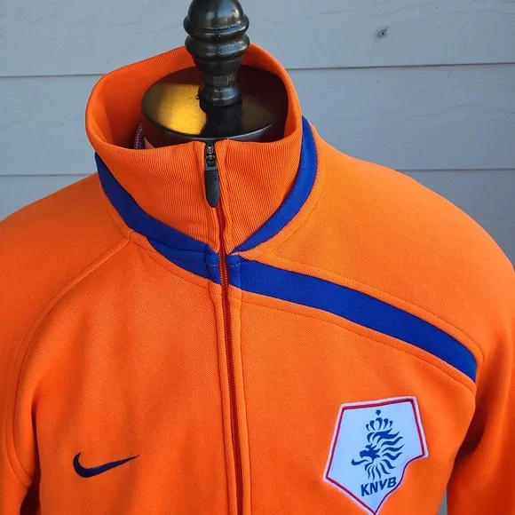 Nike KNVB オレンジ ジャケット 中古・古着通販】NIKE (ナイキ) オランダ代表 KNVBワッペン トラック
